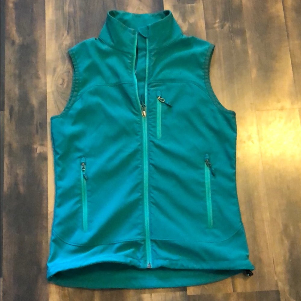 Marmot vest size small